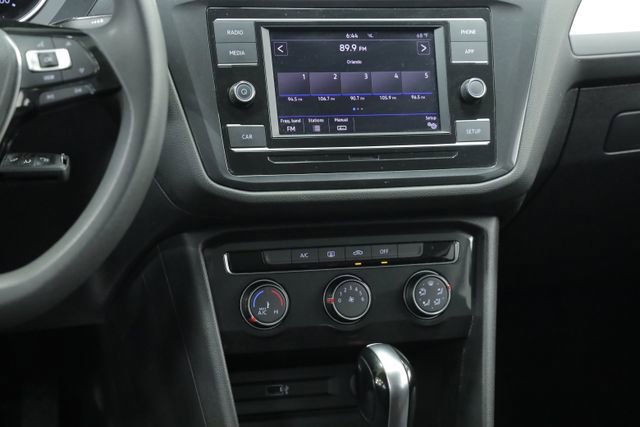 Used 2019 Volkswagen Tiguan S image 16