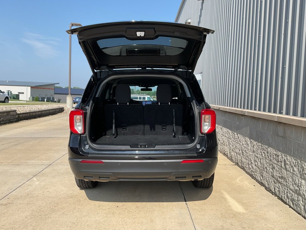 Used 2022 Ford Explorer XLT image 19