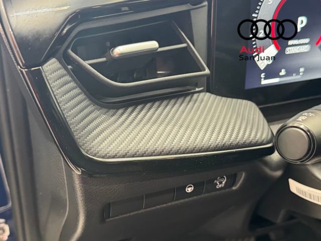 Used 2026 Nissan Kicks SR FWD image 30
