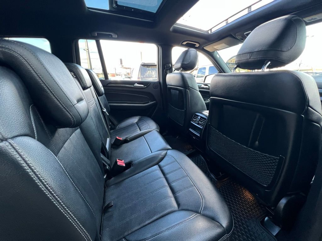 Used 2019 Mercedes-Benz GLS 450 4MATIC image 24