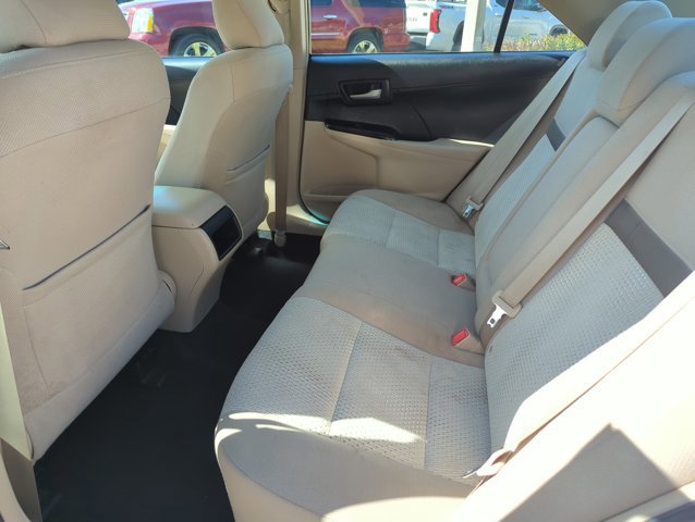 Used 2014 Toyota Camry LE image 22
