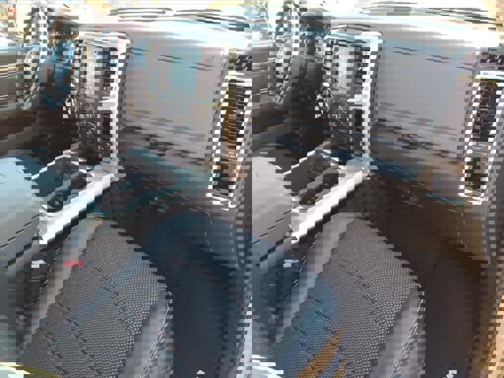 Used 2019 RAM 1500 Classic Warlock w/ Electronics Group image 5