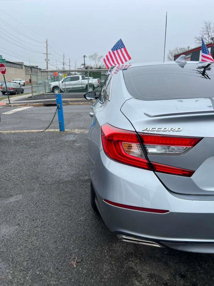 Used 2019 Honda Accord Sport image 8