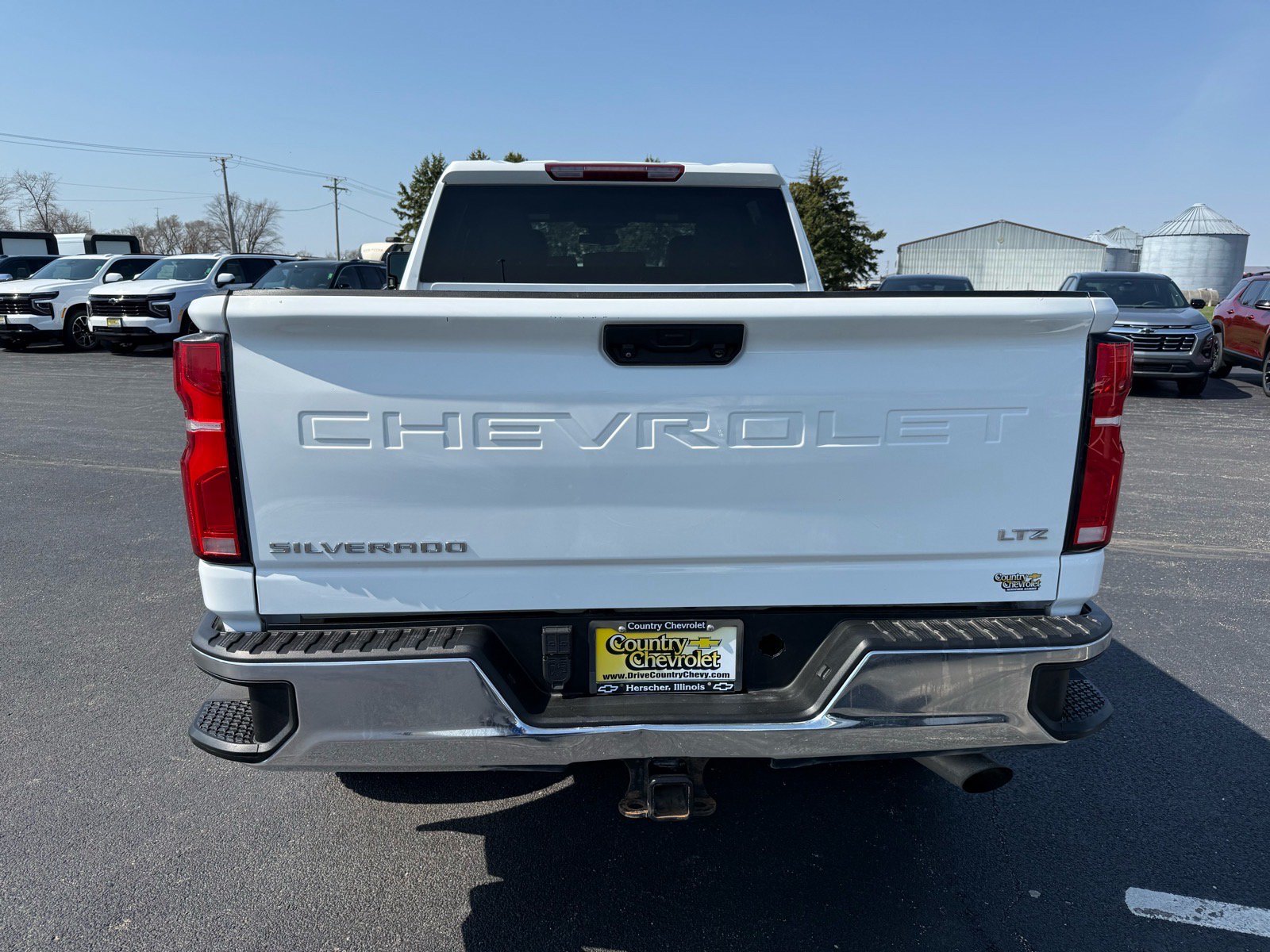 Used 2024 Chevrolet Silverado 2500 LTZ AWD/4WD image 4