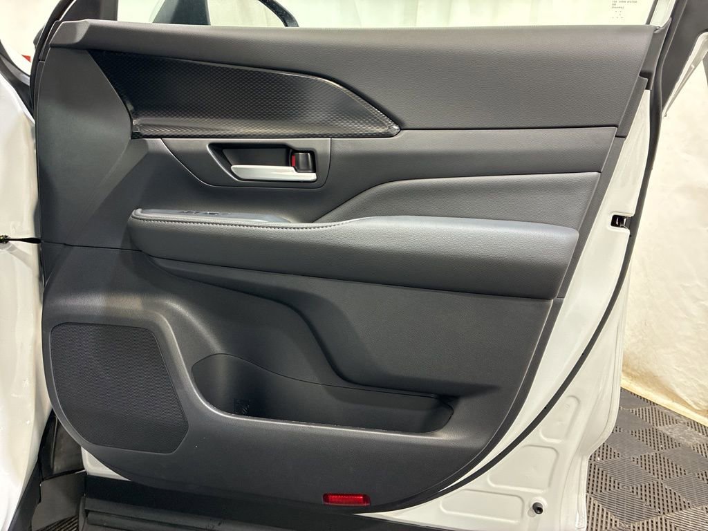 Used 2026 Toyota Grand Highlander AWD Hybrid image 10