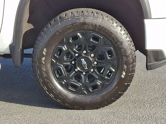 Certified 2023 Chevrolet Silverado 2500 LTZ w/ LTZ Plus Package AWD/4WD image 11