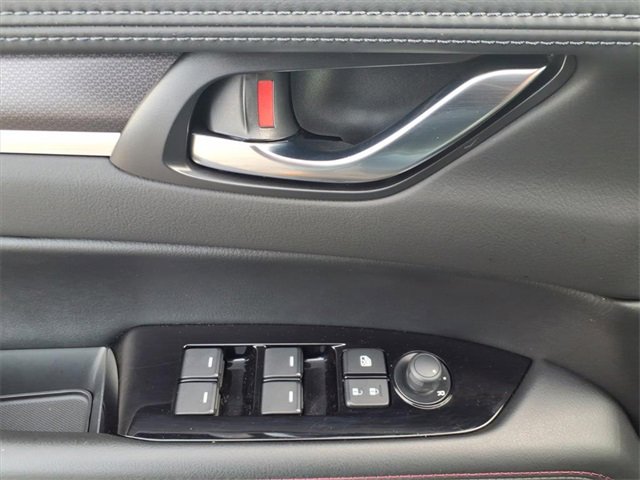 Certified 2025 MAZDA CX-5 Carbon Edition image 24