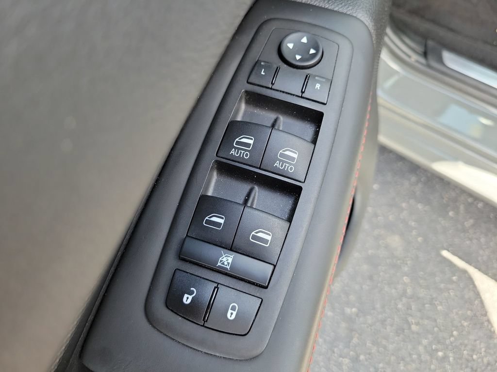 Used 2023 Dodge Durango R/T RWD image 24