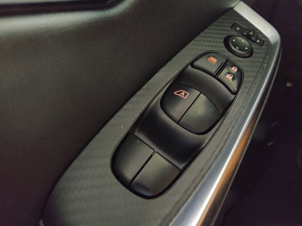 Used 2021 Nissan Sentra SR w/ SR Premium Package FWD image 27