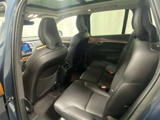 Used 2023 Volvo XC90 B6 Plus w/ Protection Package Premier AWD/4WD image 12
