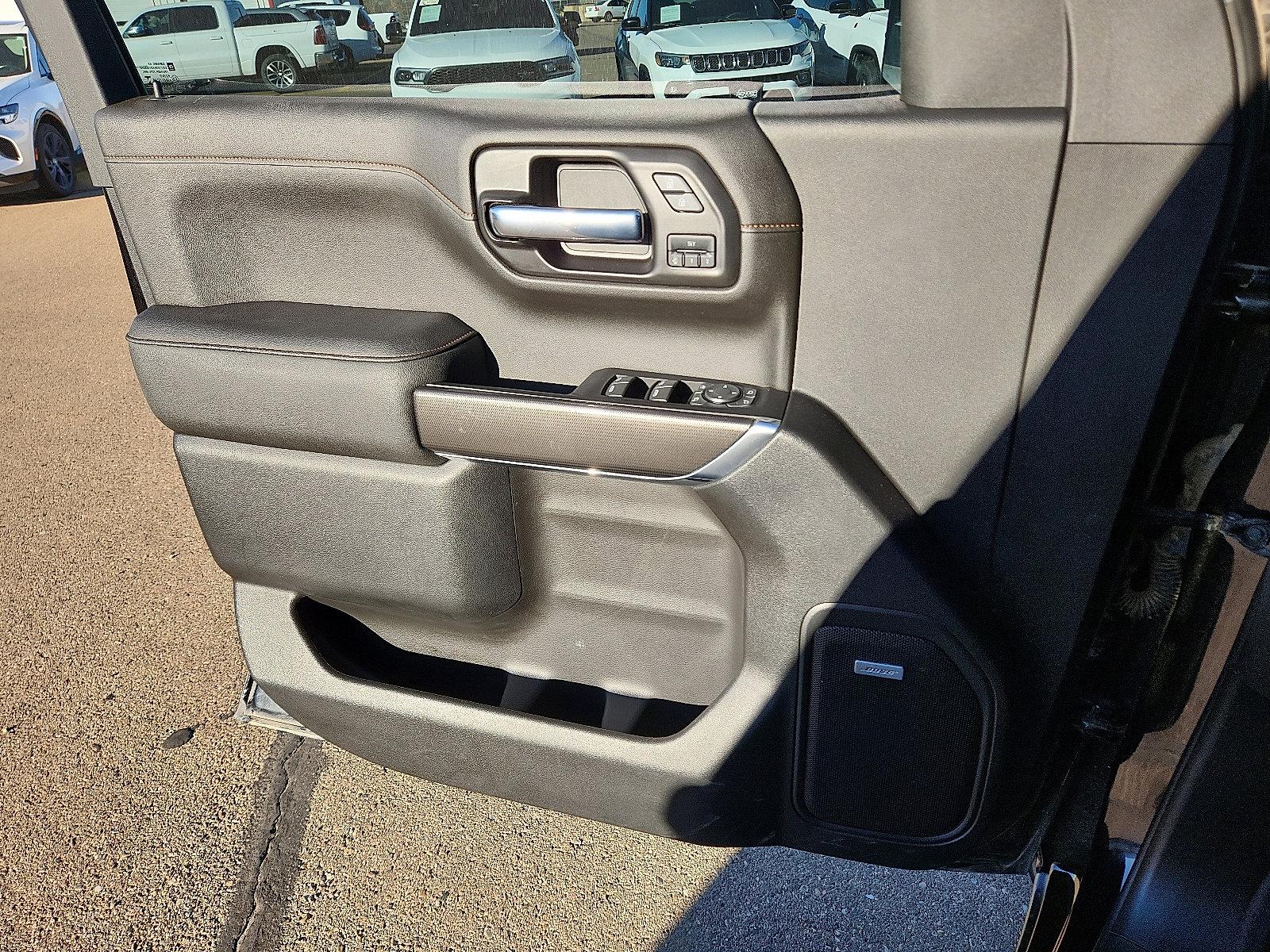 Used 2022 GMC Sierra 1500 AT4 w/ AT4 Preferred Package image 14