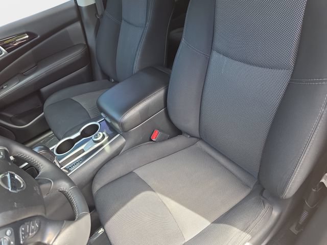 Used 2018 Nissan Pathfinder SV AWD/4WD image 18