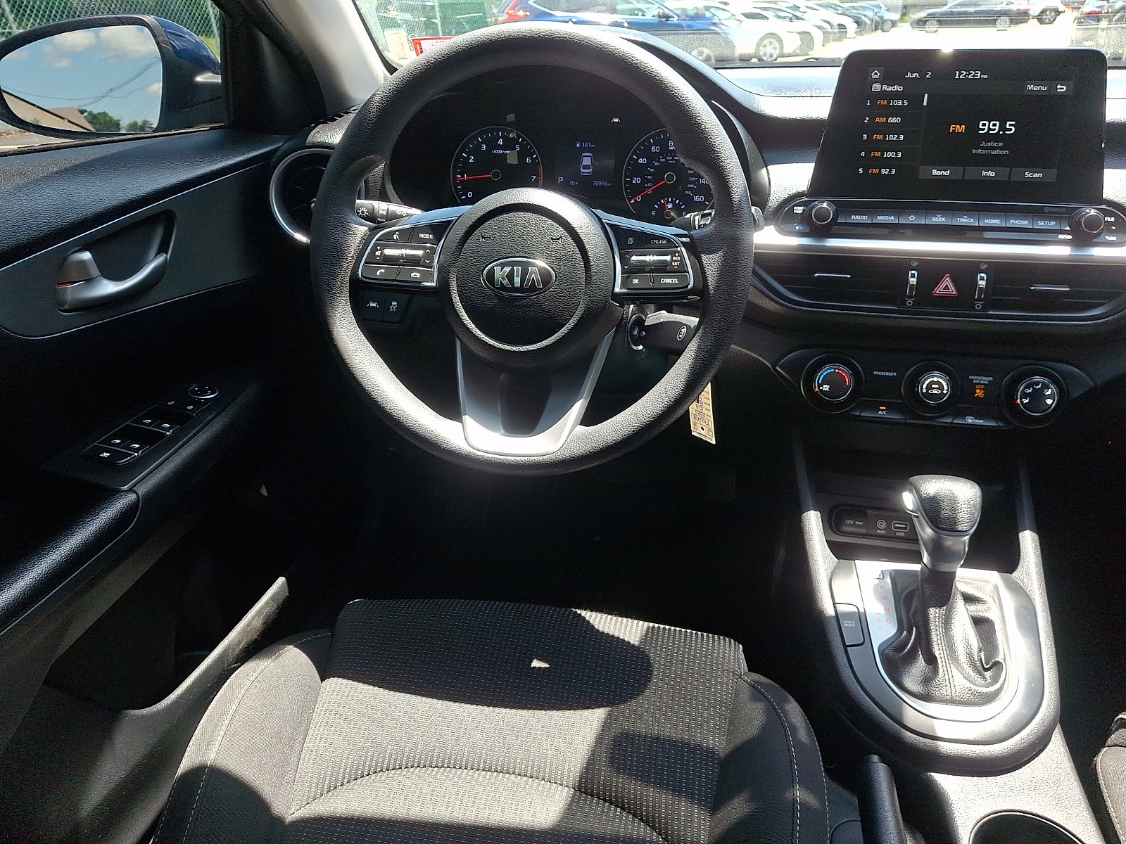 Used 2020 Kia Forte LXS FWD image 14