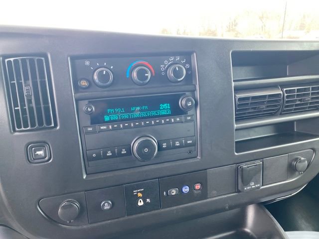 Certified 2024 GMC Savana 2500 Extended w/ Driver Convenience Package image 10