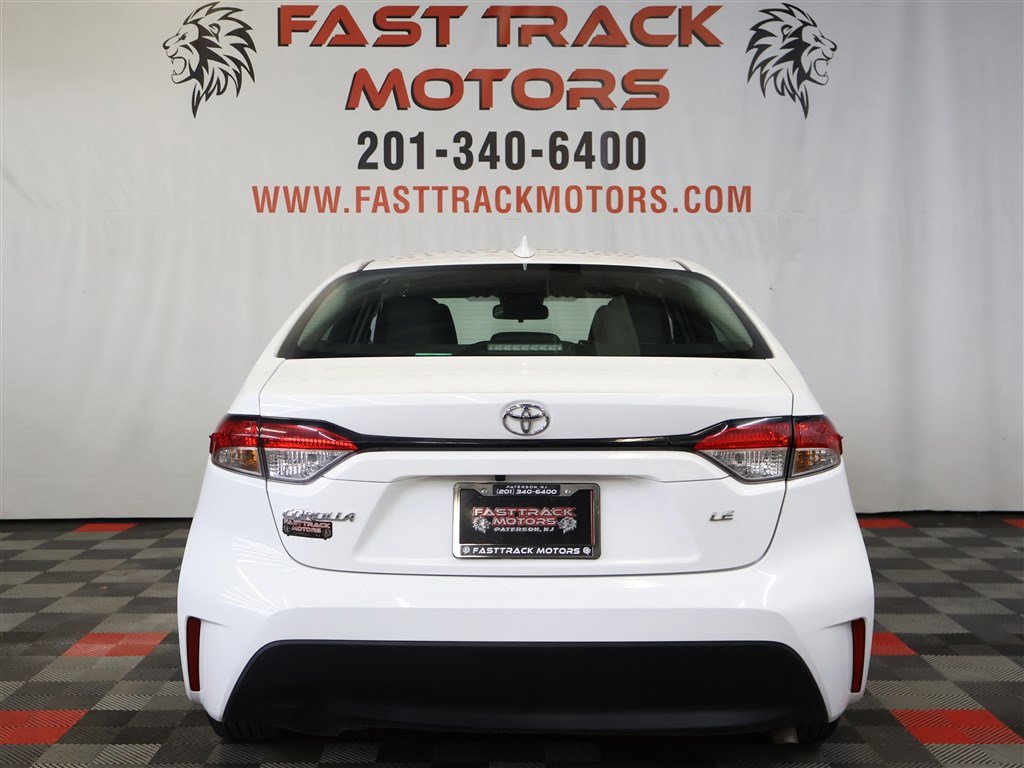 Used 2024 Toyota Corolla LE image 5