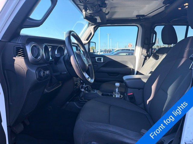 Used 2019 Jeep Wrangler Unlimited Sahara AWD/4WD image 17