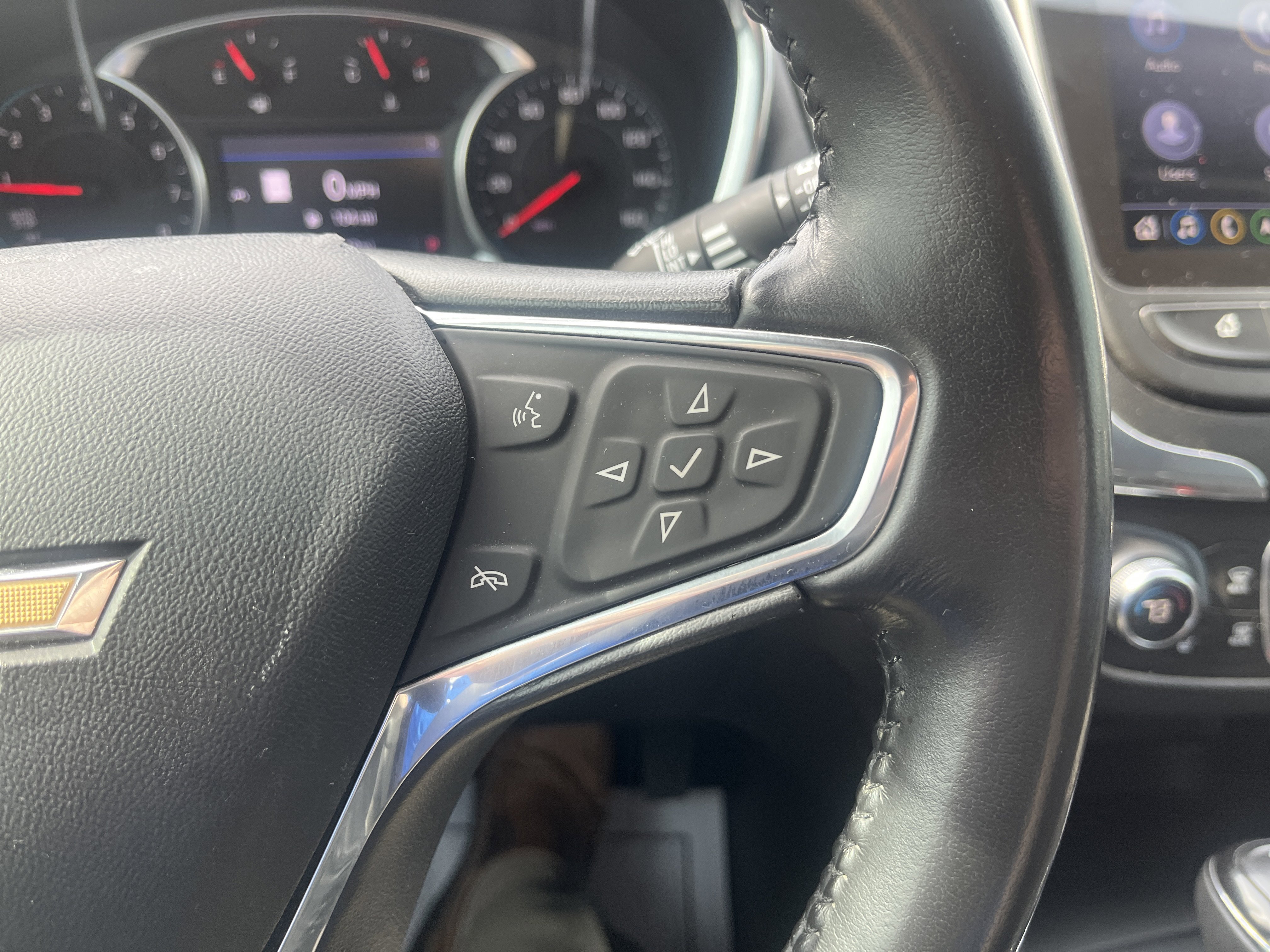 Used 2020 Chevrolet Equinox LT image 20