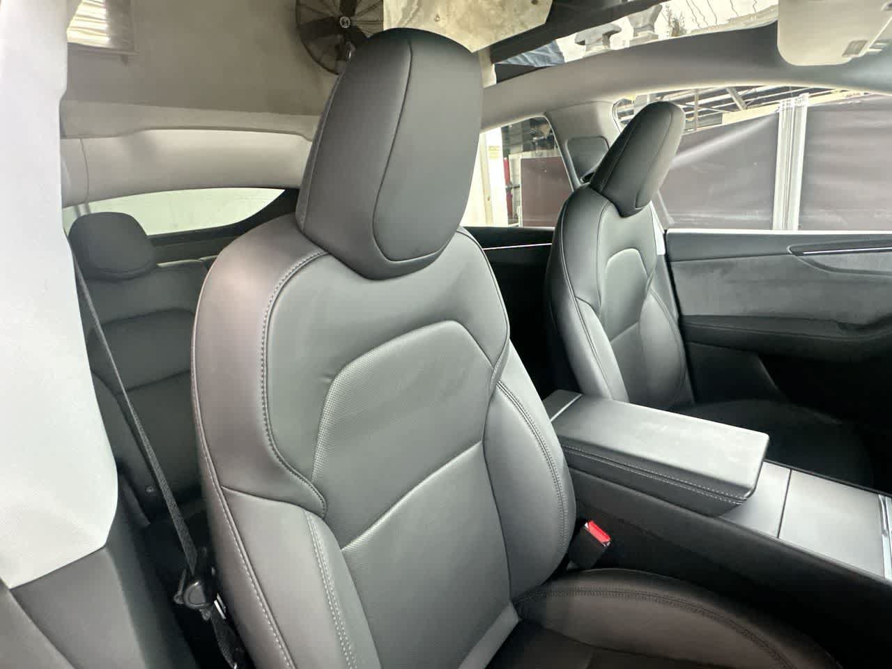 Used 2026 Tesla Model Y AWD image 27