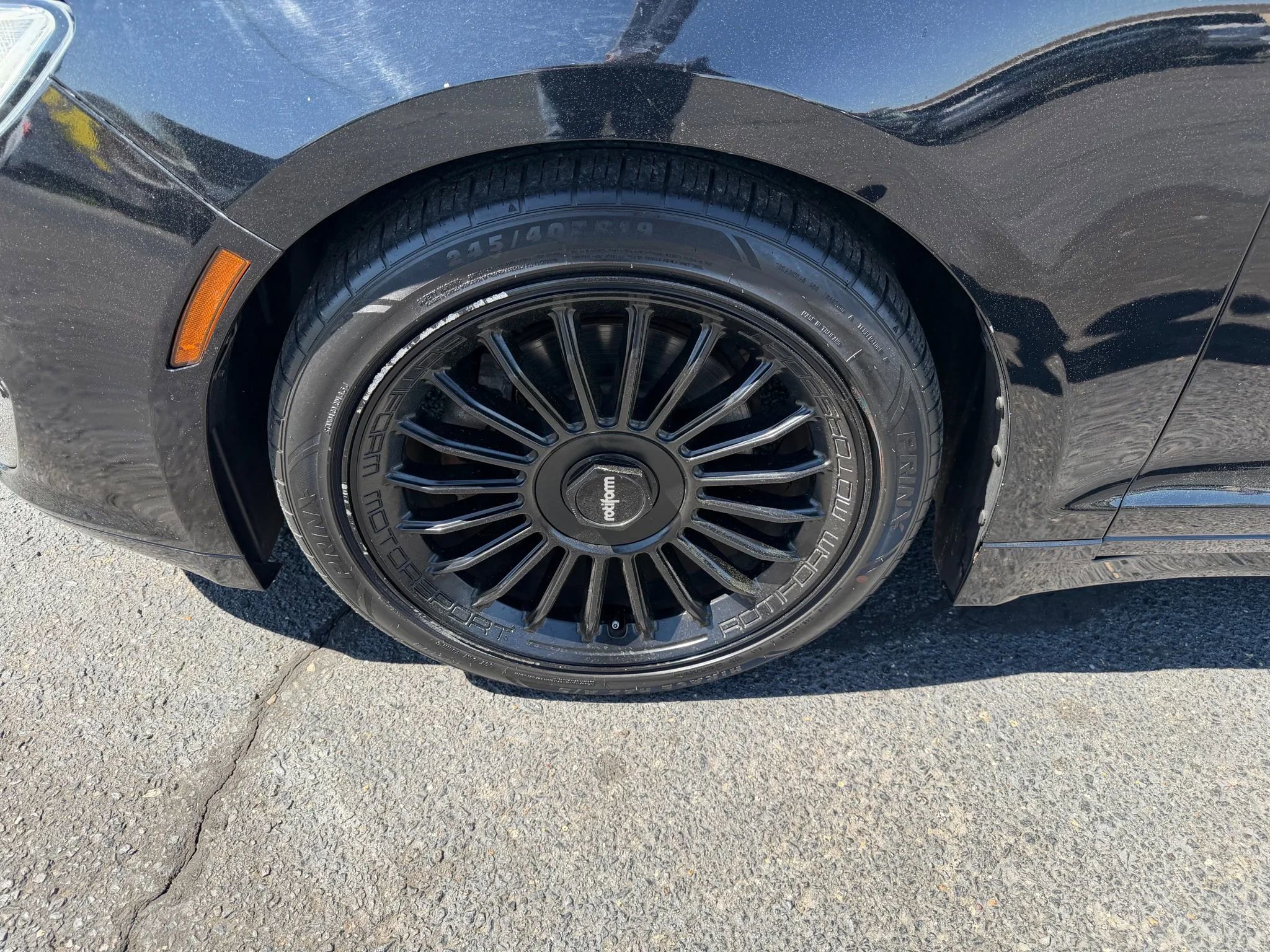 Used 2017 Lincoln MKZ Reserve FWD image 17