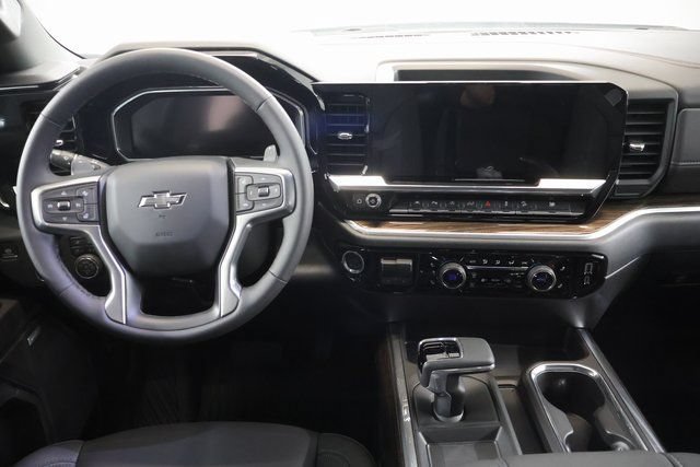 New 2026 Chevrolet Silverado 1500 RST AWD/4WD image 17