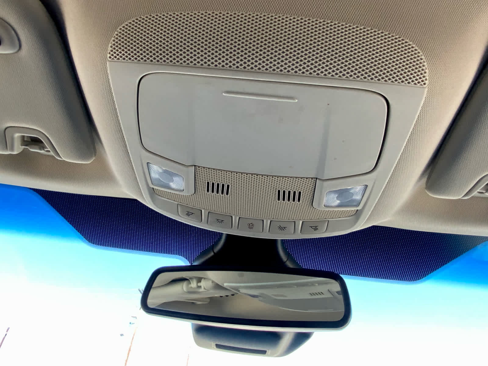 Used 2019 Ford Edge Titanium FWD image 26