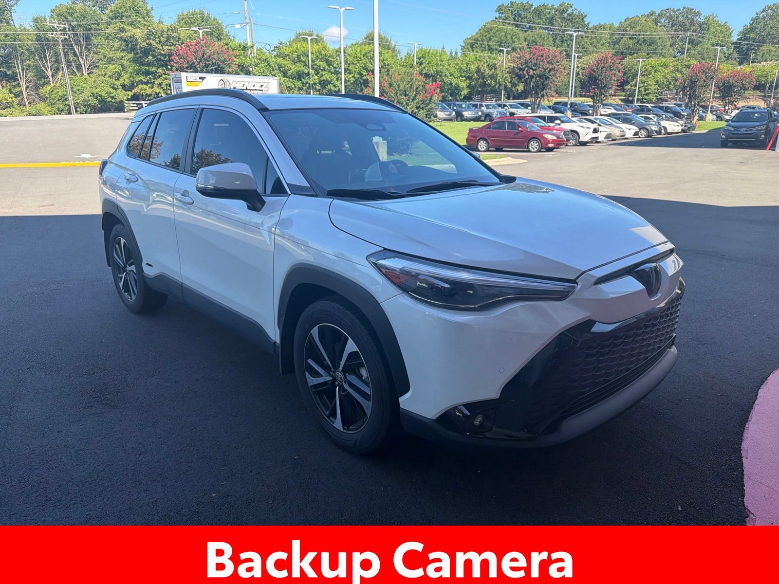 Used 2024 Toyota Corolla Cross AWD Hybrid w/ Convenience Package image 3