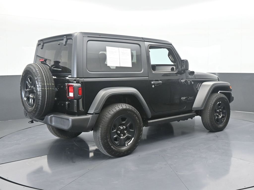 Used 2025 Jeep Wrangler Sport image 6