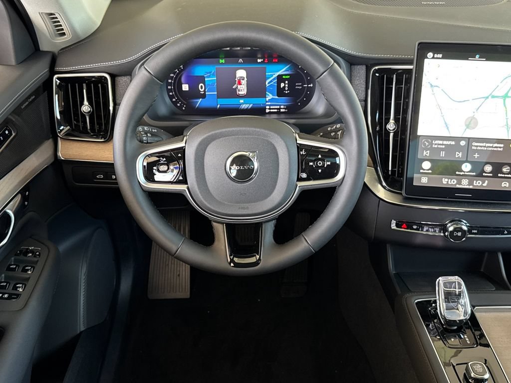New 2026 Volvo XC90 T8 Plus AWD/4WD image 13