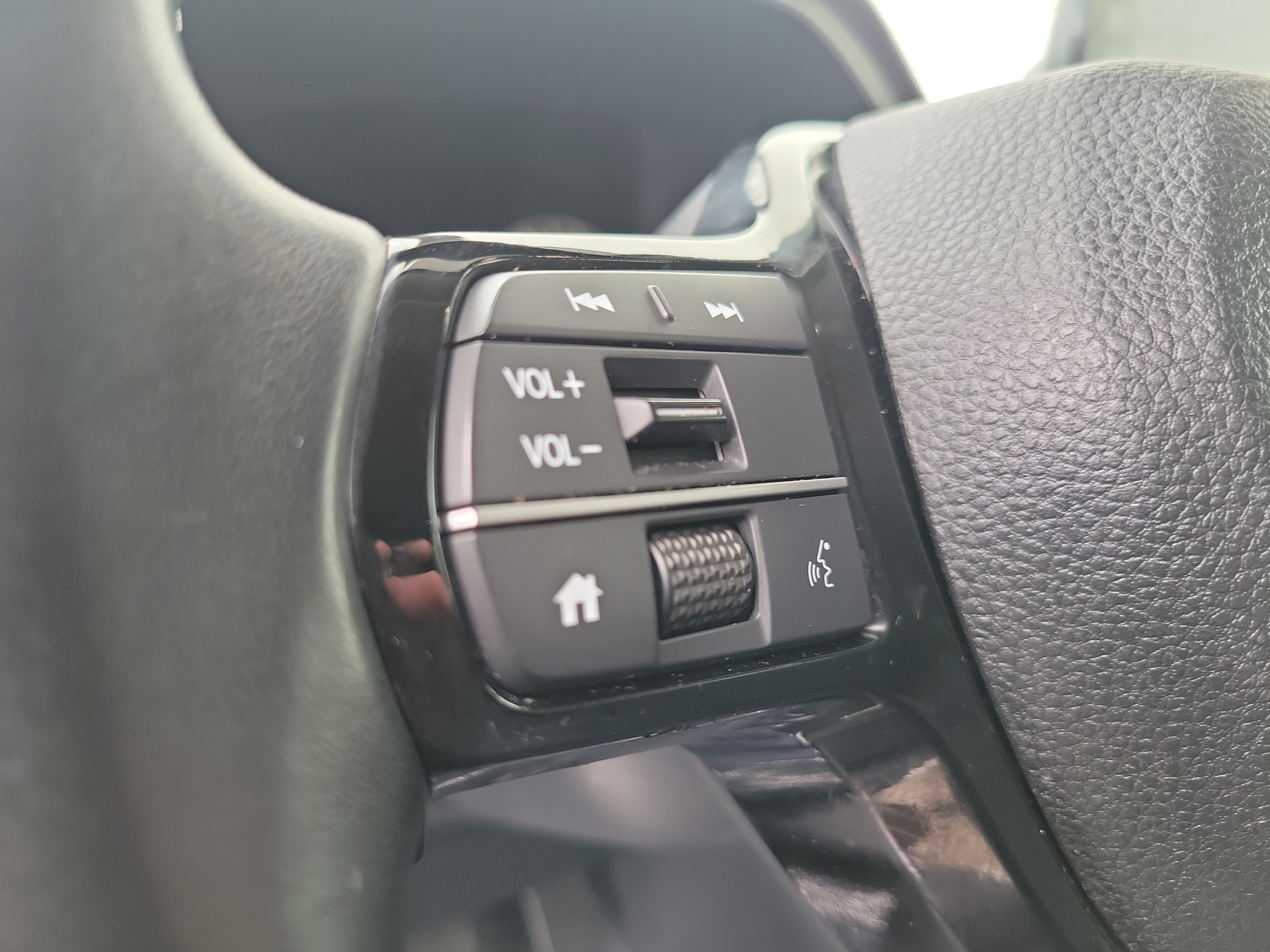 Used 2024 Honda Pilot EX-L image 26