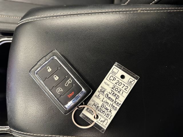 Used 2021 Jeep Grand Cherokee L Limited w/ Trailer Tow Group (B) image 16