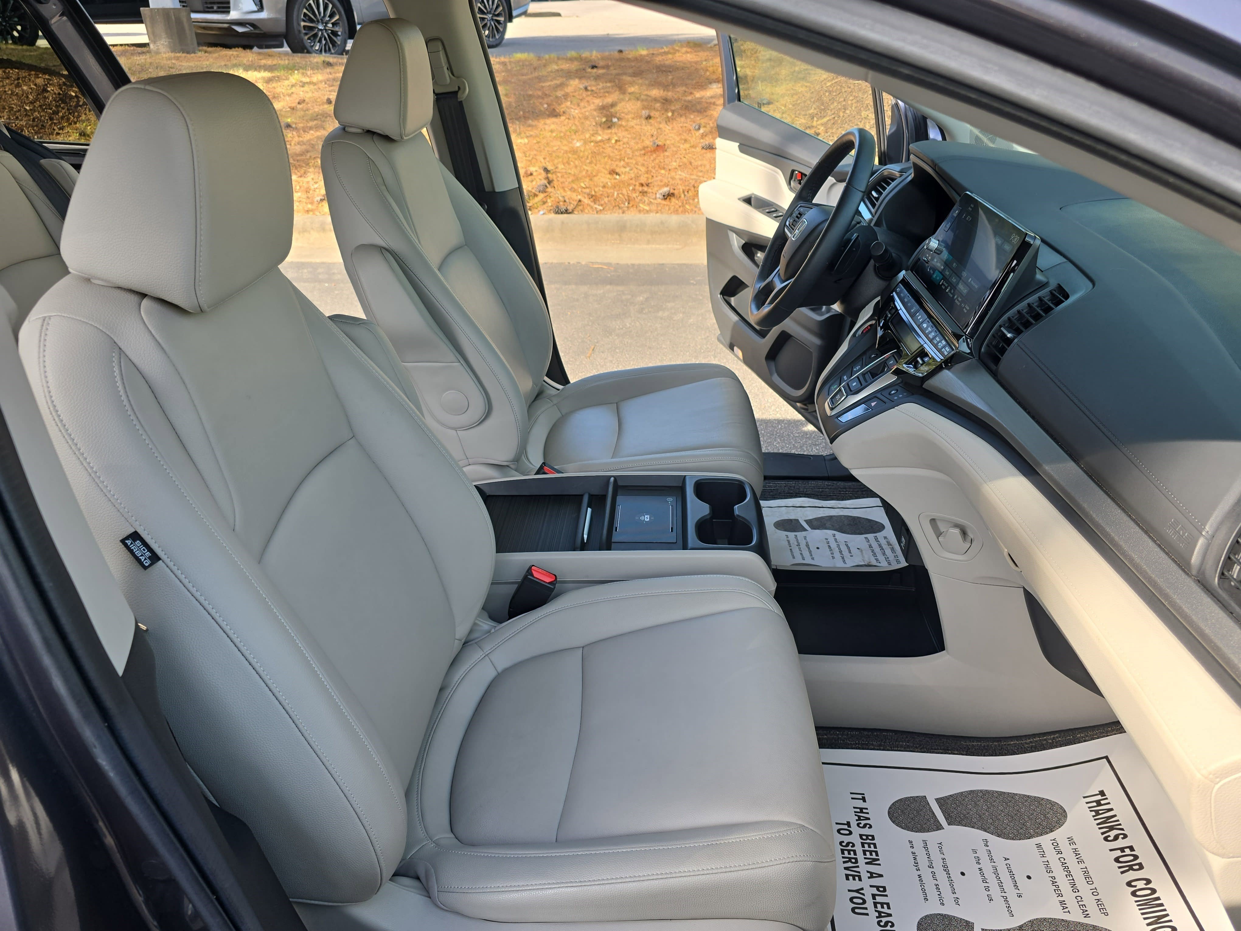 Used 2025 Honda Odyssey EX-L image 10