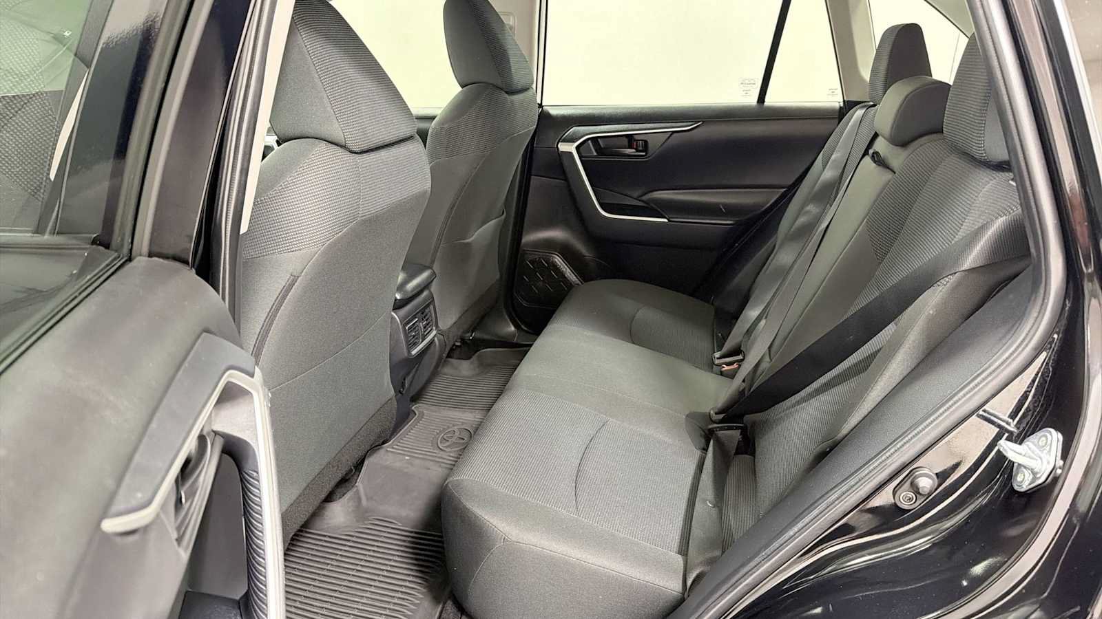 Certified 2024 Toyota RAV4 LE AWD/4WD image 24