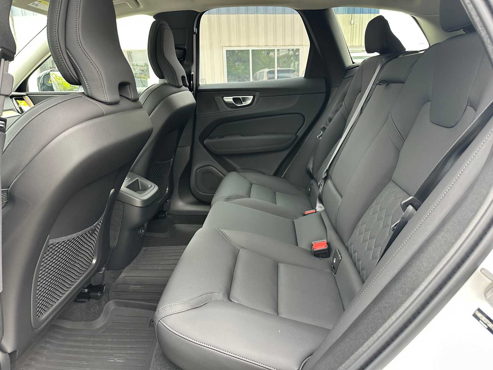 Used 2026 Volvo XC60 B5 Plus w/ Climate Package AWD/4WD image 15