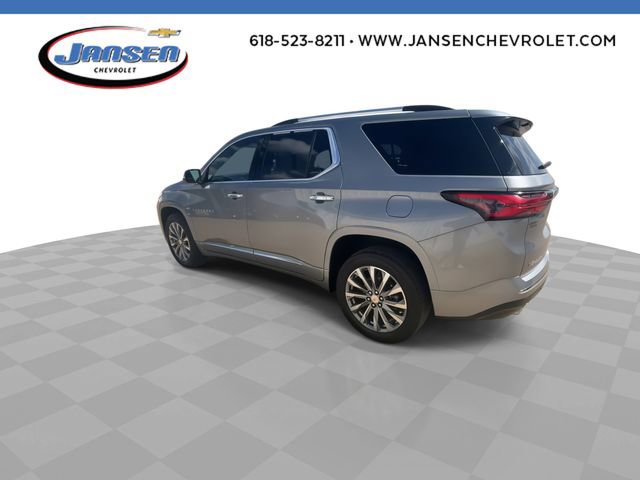 Used 2023 Chevrolet Traverse Premier FWD image 6
