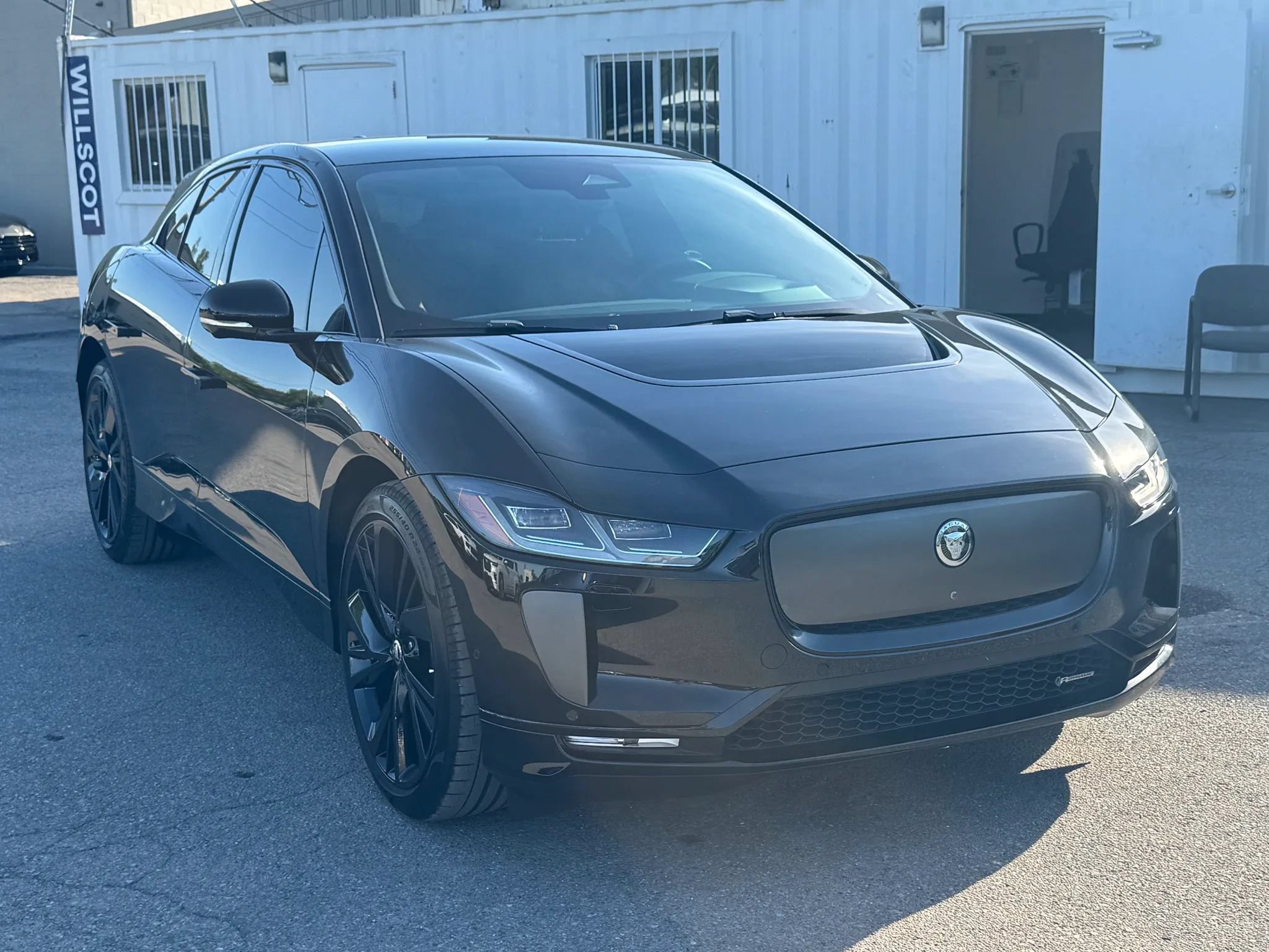 Used 2024 Jaguar I-PACE R-Dynamic HSE AWD/4WD image 9