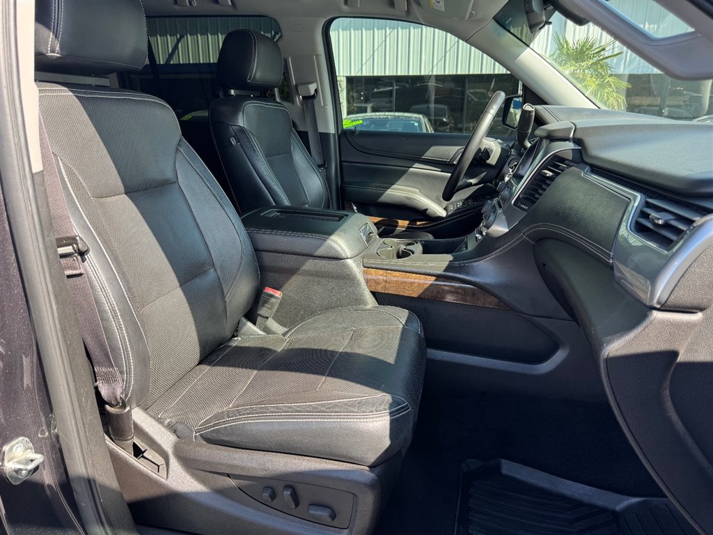 Used 2016 Chevrolet Suburban LS RWD image 19