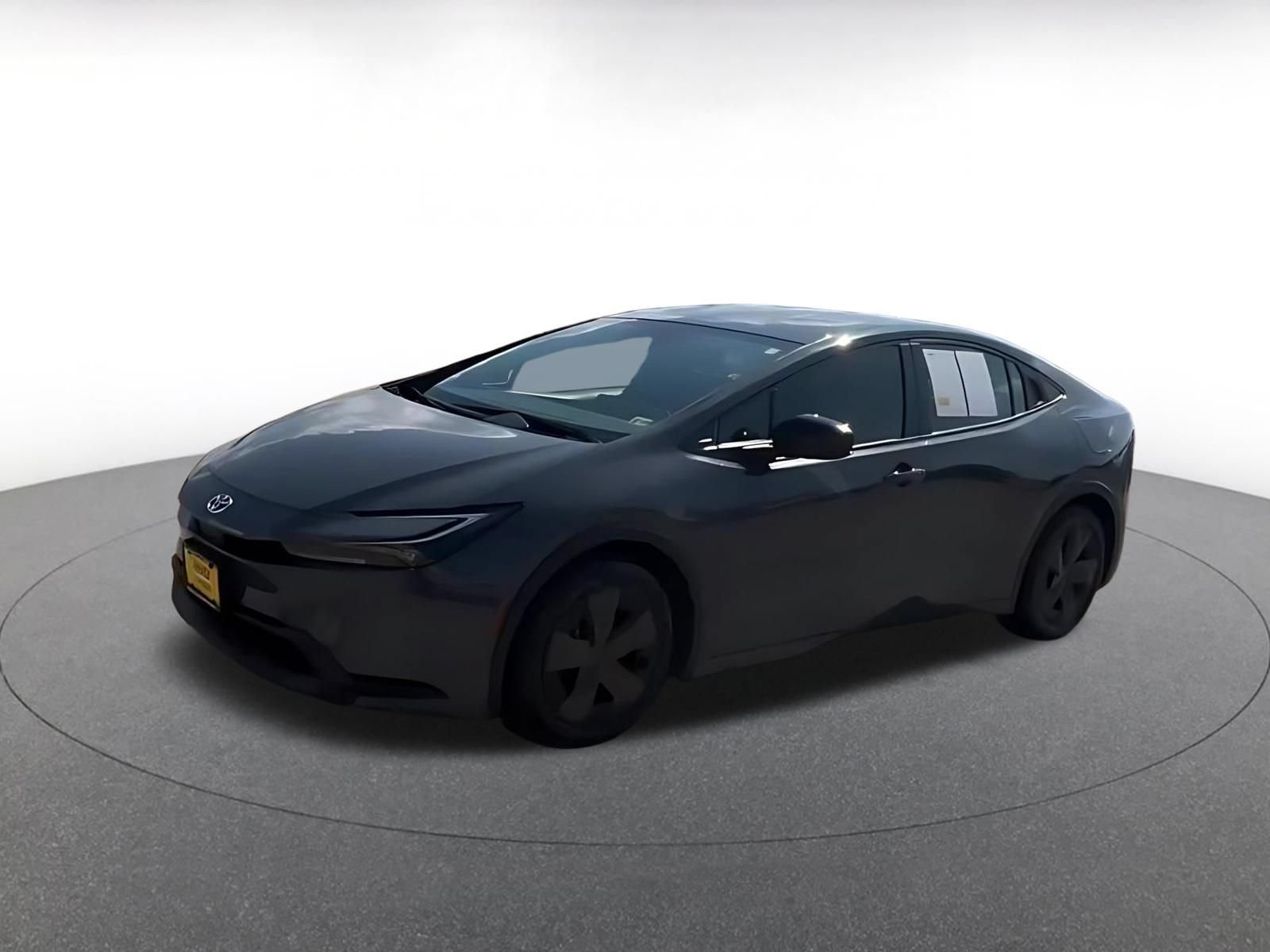 Used 2024 Toyota Prius LE FWD image 8