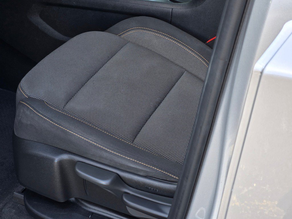 Certified 2021 Chevrolet Traverse LS FWD image 23