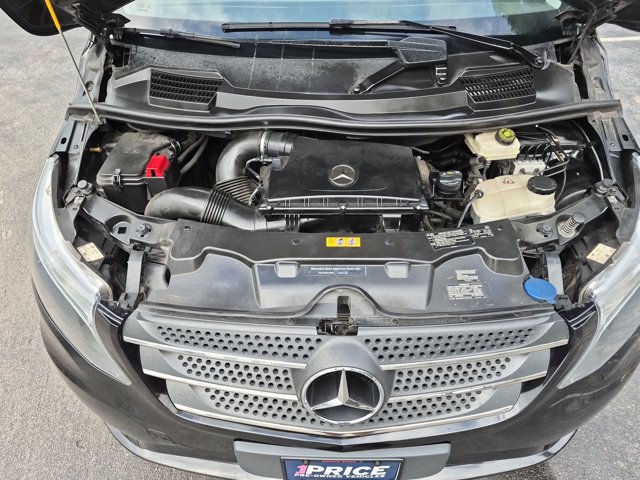 Used 2018 Mercedes-Benz Metris Passenger image 22