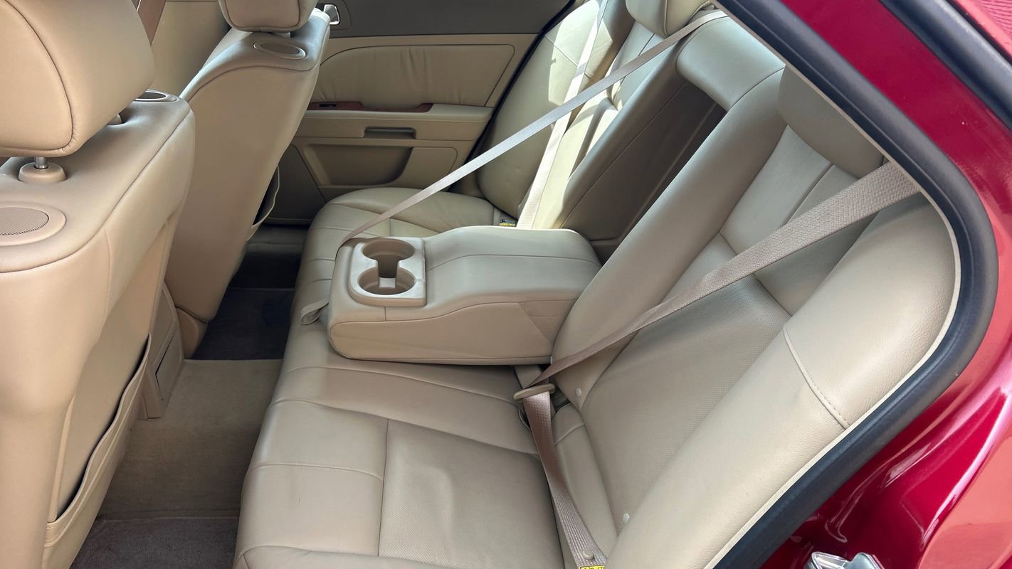 Used 2006 Cadillac STS w/ Preferred Equipment Group image 10