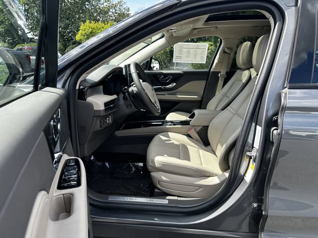 Certified 2023 Lincoln Corsair AWD w/ Equipment Group 101A image 19