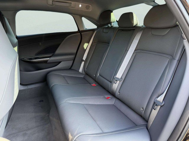 Used 2025 Lucid Air Pure image 37