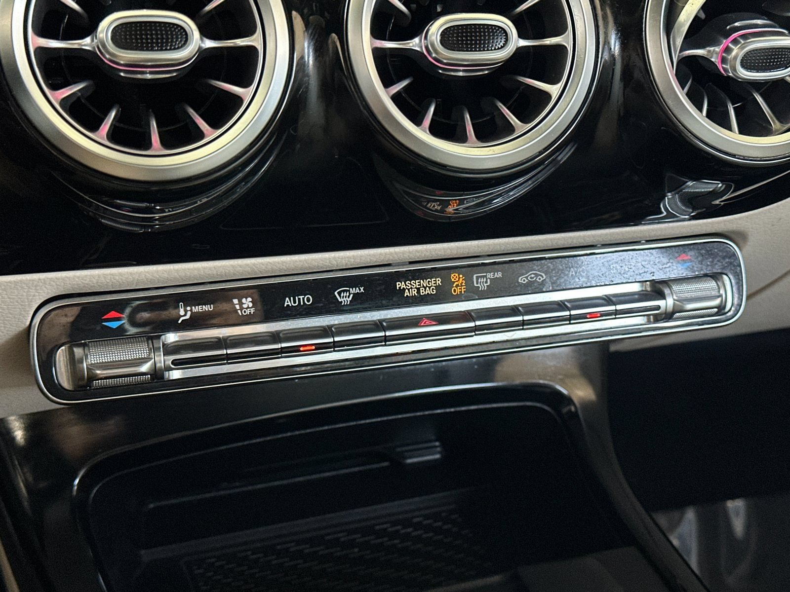 Used 2019 Mercedes-Benz A 220 image 19