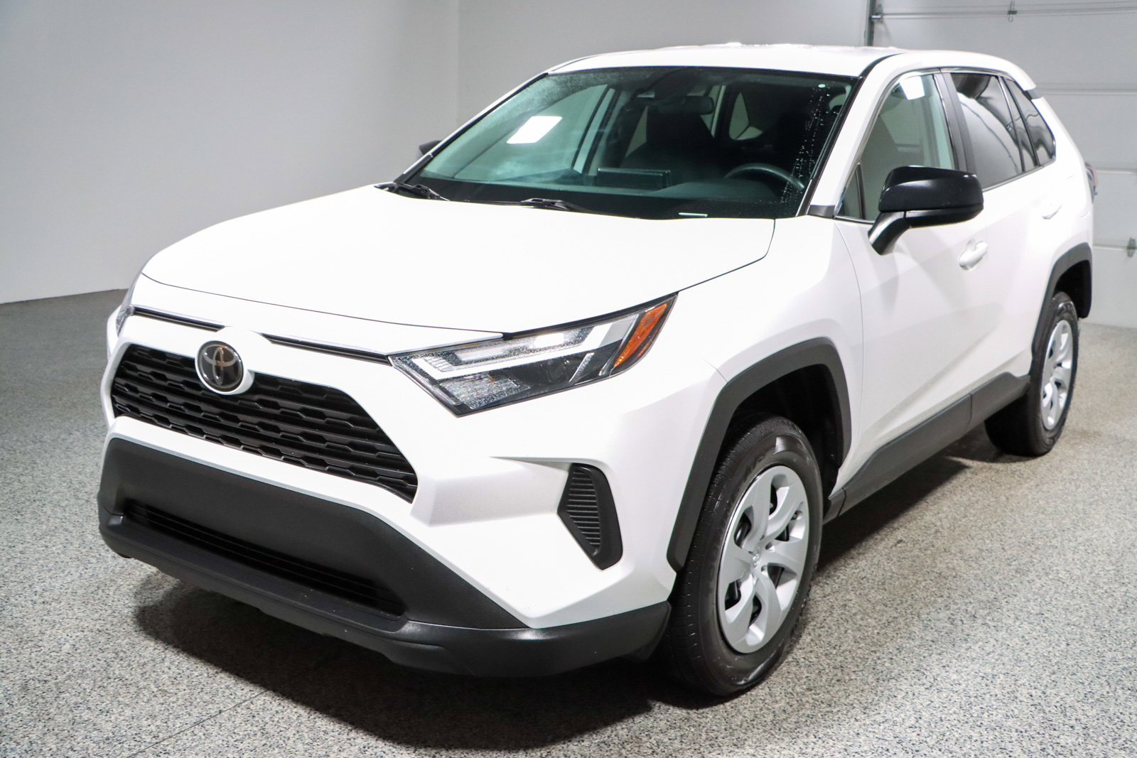 Used 2024 Toyota RAV4 LE image 30