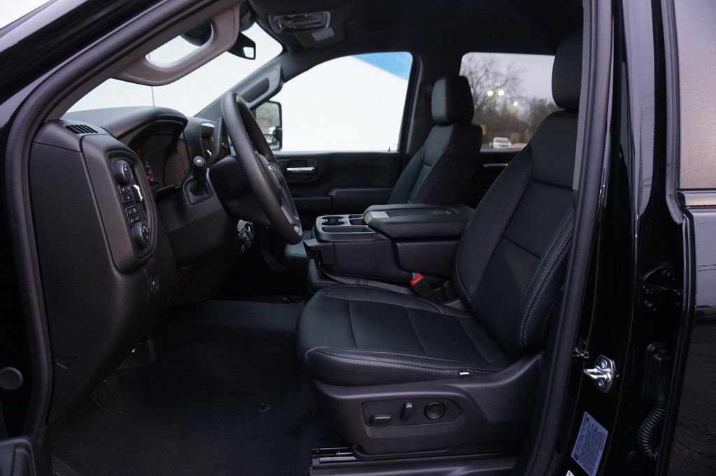 New 2026 Chevrolet Silverado 2500 Custom w/ Custom Value Package image 9