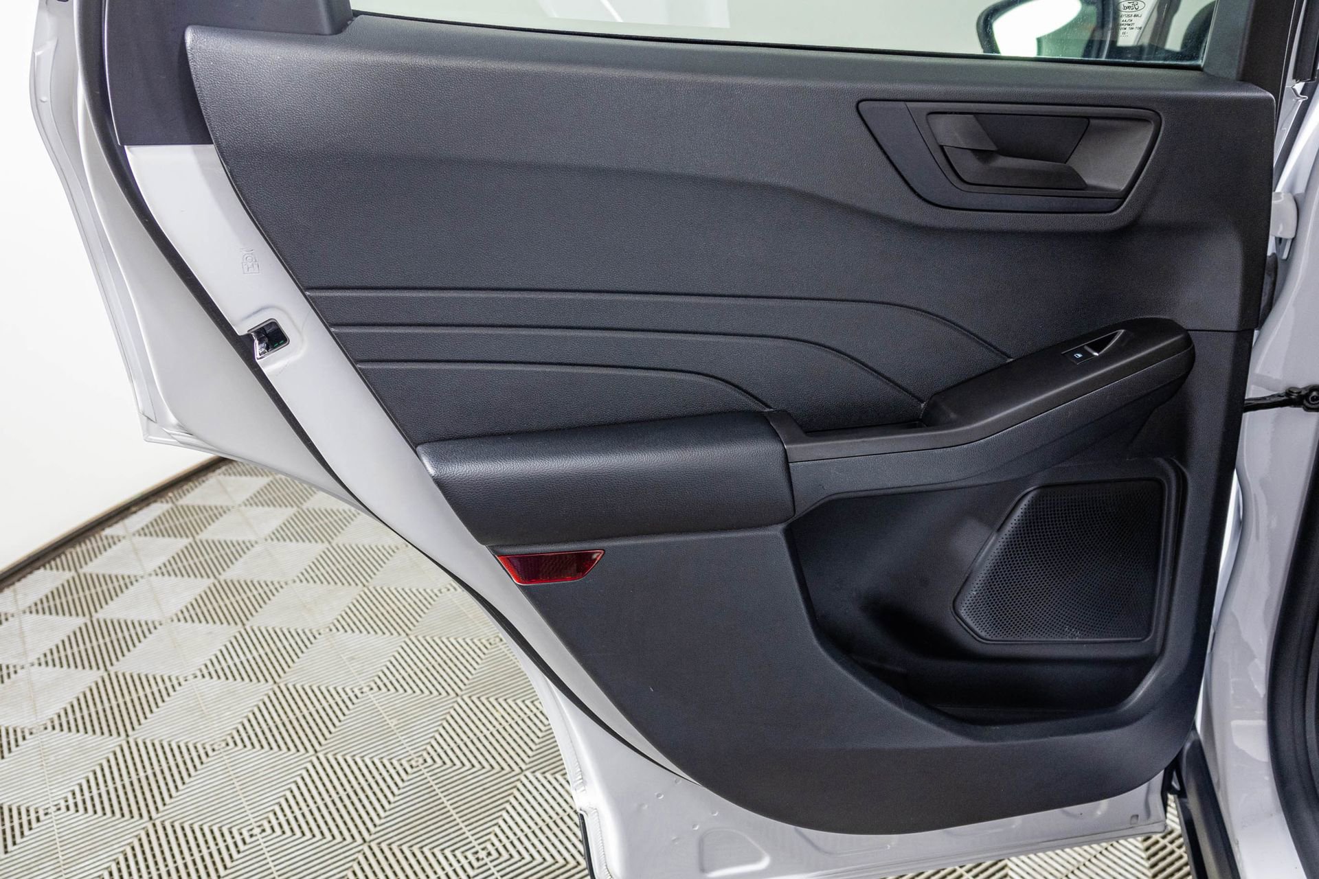 Used 2022 Ford Escape SE w/ Convenience Package image 39