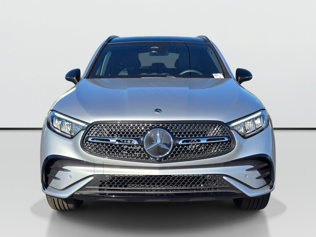 Used 2026 Mercedes-Benz GLC 300 4MATIC image 9