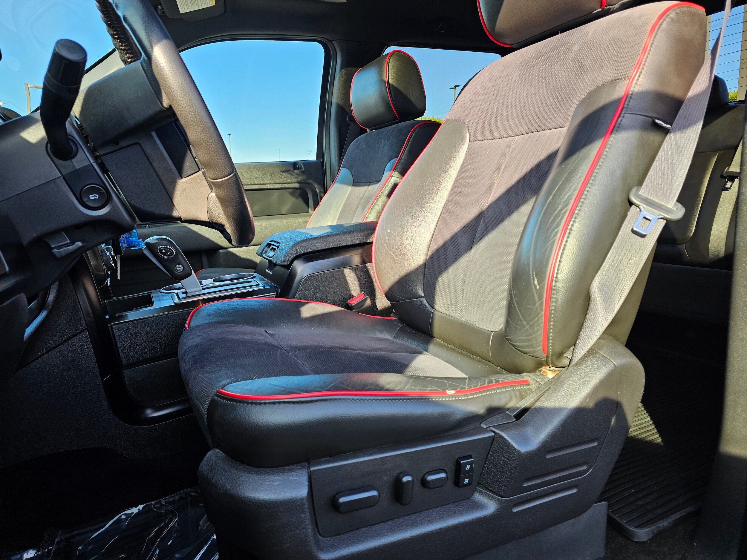 Used 2013 Ford F150 FX4 w/ Luxury Equipment Group AWD/4WD image 23