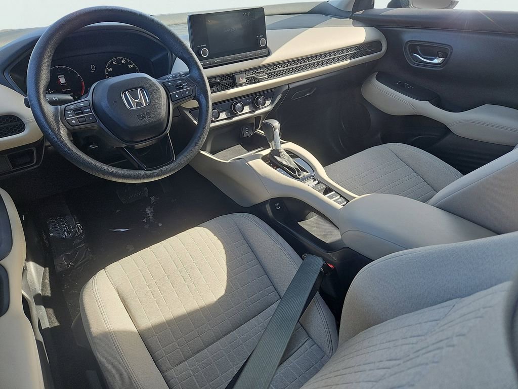 Certified 2025 Honda HR-V LX image 11