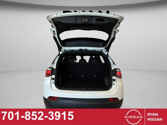 Used 2024 Jeep Compass Limited AWD/4WD image 41